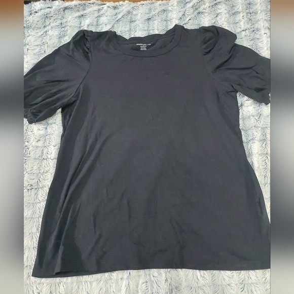 Amazon Essentials Tops - Black puffed sleeve tee XL